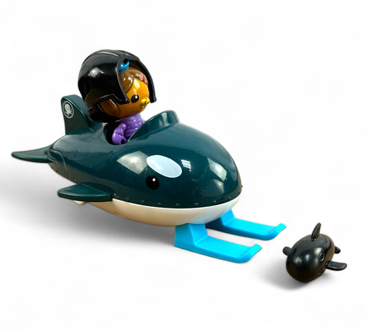 Gup-O Dashi With Orca Whale Vehicle & Helmet