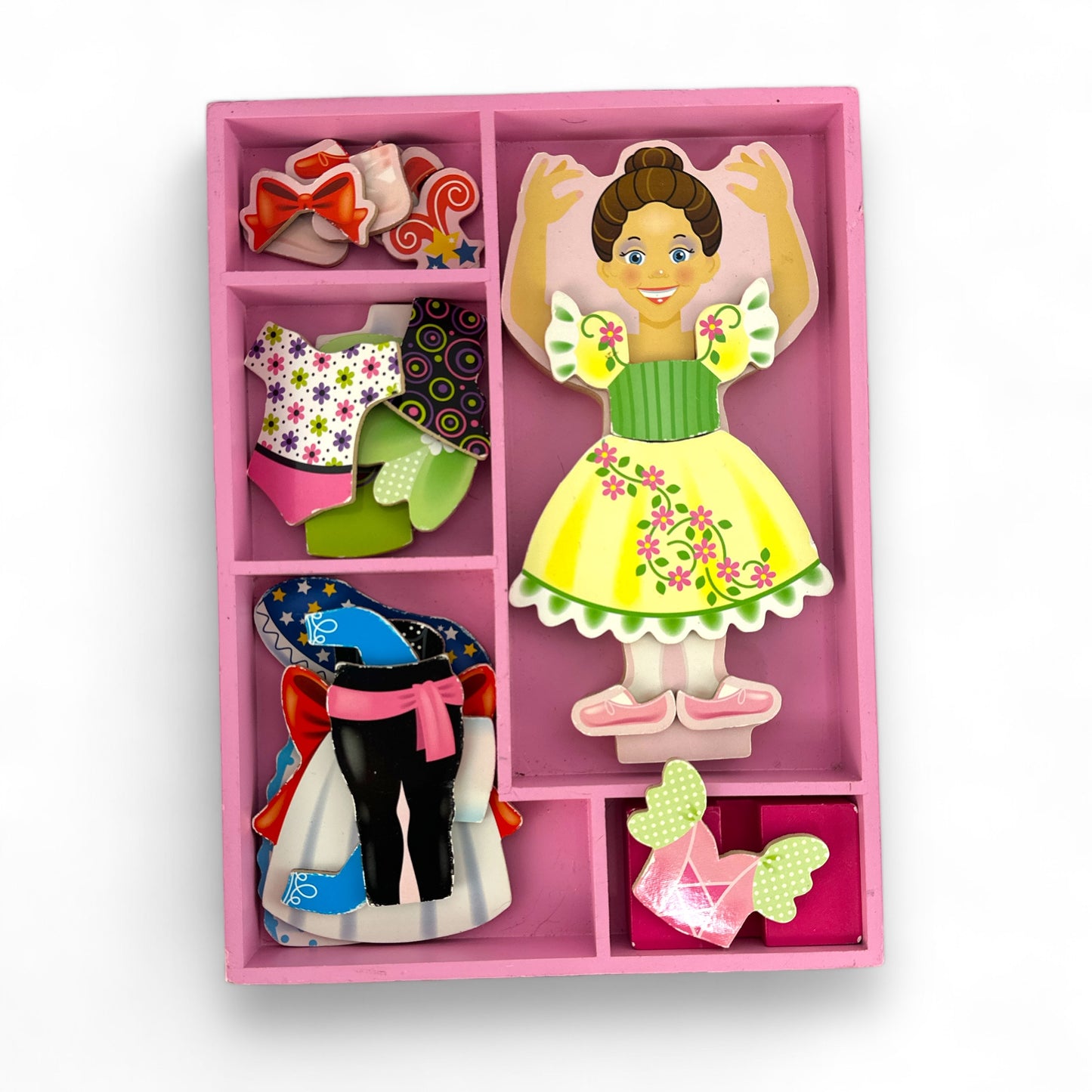 Nina Ballerina Magnetic Dress Up