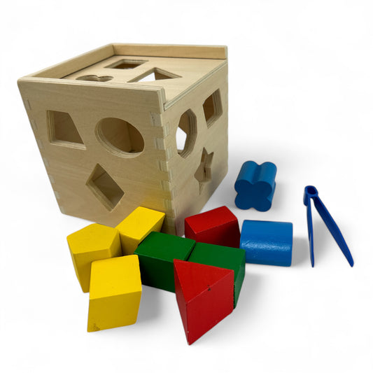 Classic Shape Sorting Cube