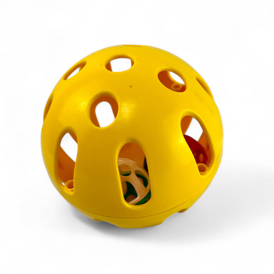 Rattling, Wobbling Fun Ball